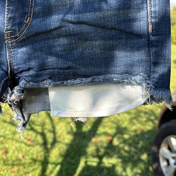 American Eagle Outfitters Super Stretch Hi-Rise Shortie AEO Denim Jean Shorts 2 - Picture 3 of 16